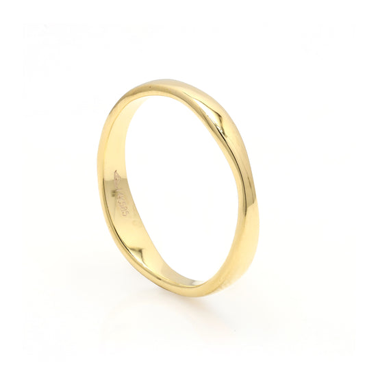 Elegant Plain Golden Band Ring