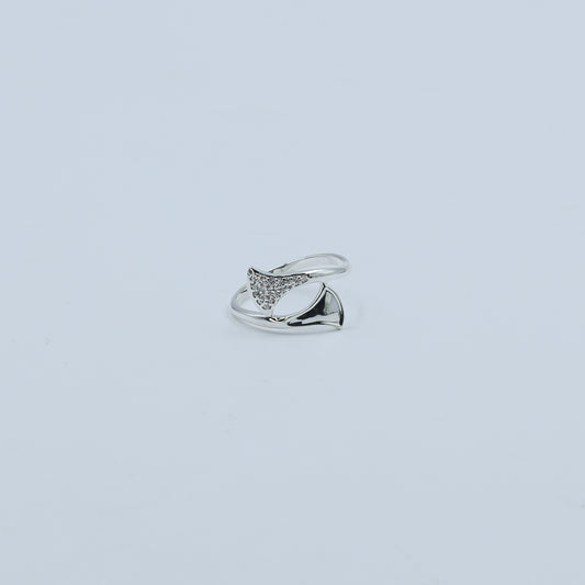 Diamond Wave Gold Ring – Minimal Twist Diamond Ring - Anirudh Jewels