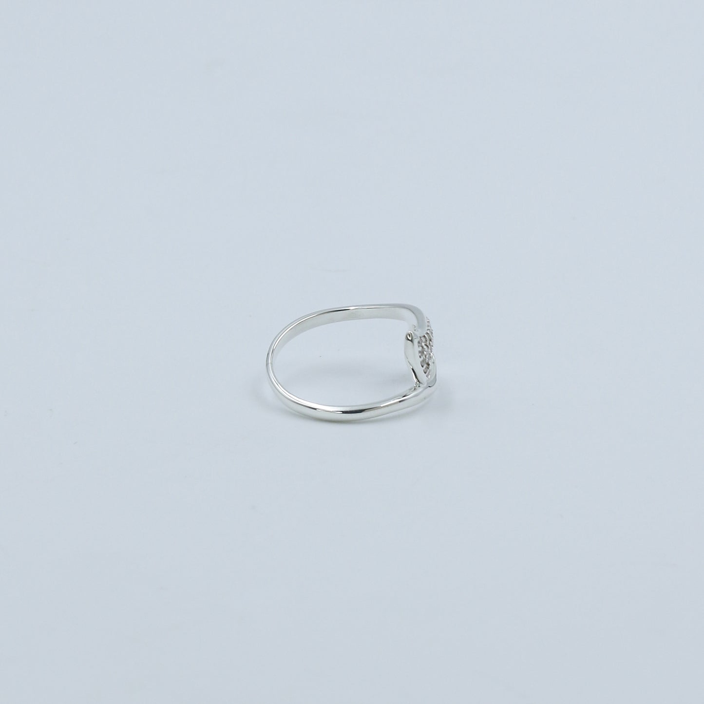 Diamond Wave Gold Ring – Minimal Twist Diamond Ring - Anirudh Jewels