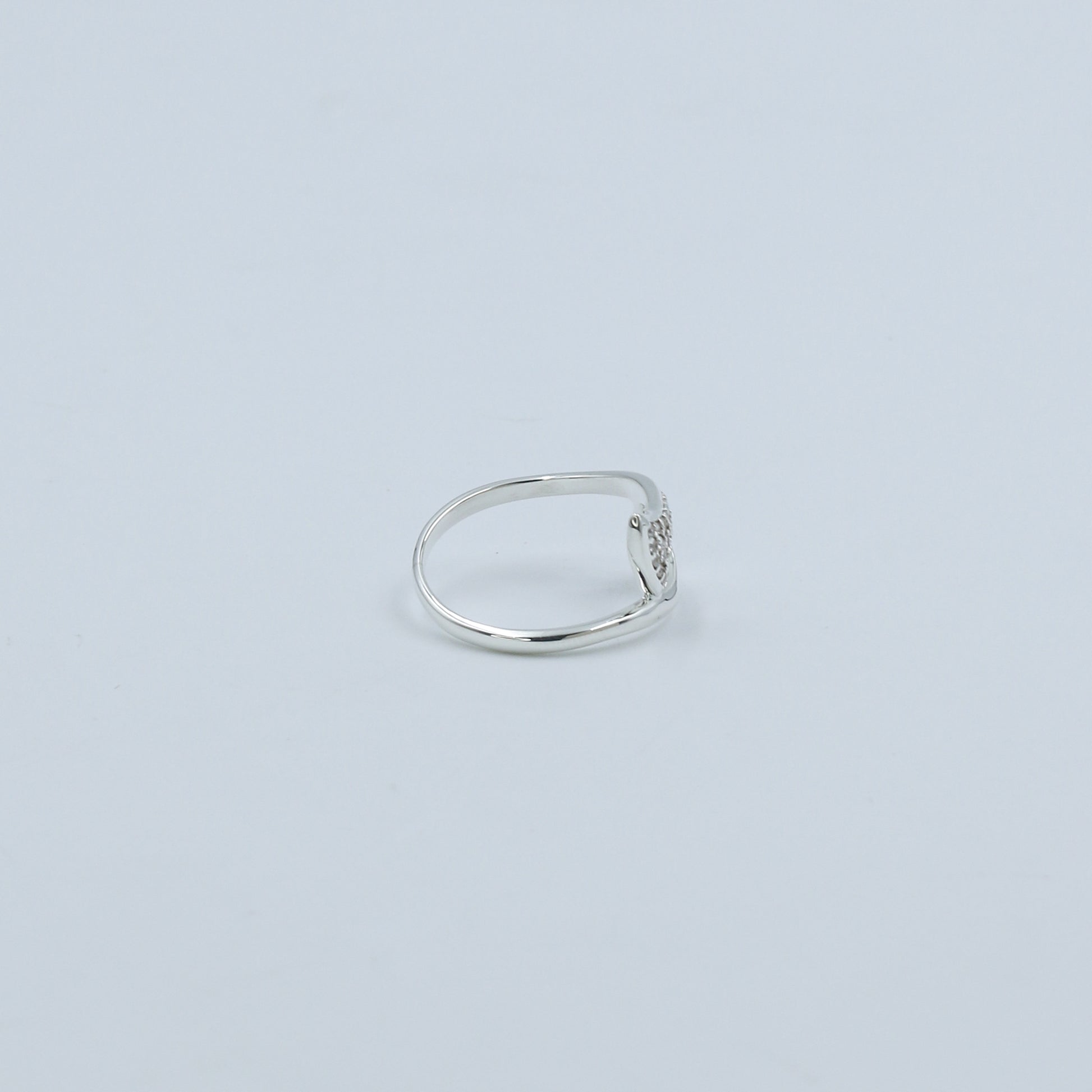Diamond Wave Gold Ring – Minimal Twist Diamond Ring - Anirudh Jewels