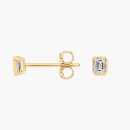 CVD EF-VVS1 Bezel-Set Emerald-Cut Diamond Stud Earrings
