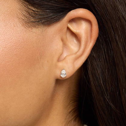 CVD EF-VVS1 1.0 Ct Marquise-Style Diamond Stud Earrings