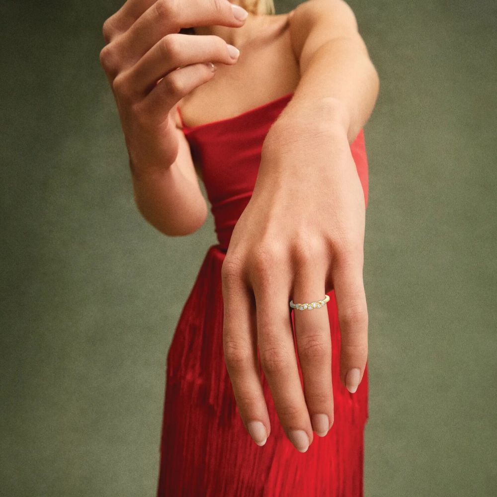 Diamond Zig-Zag Stackable Band Ring In 14K Gold