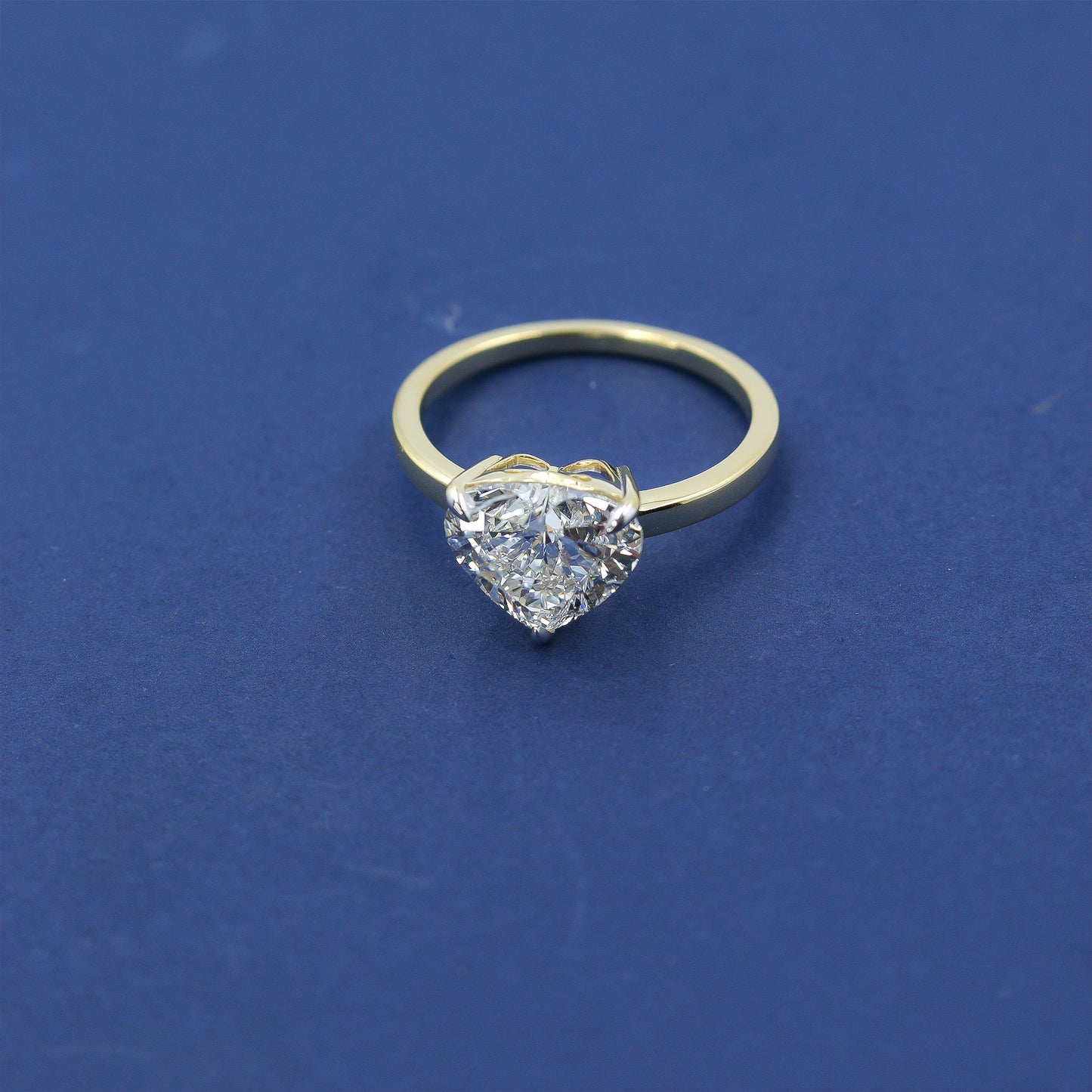 White Gold Pear-Cut Diamond Solitaire Ring