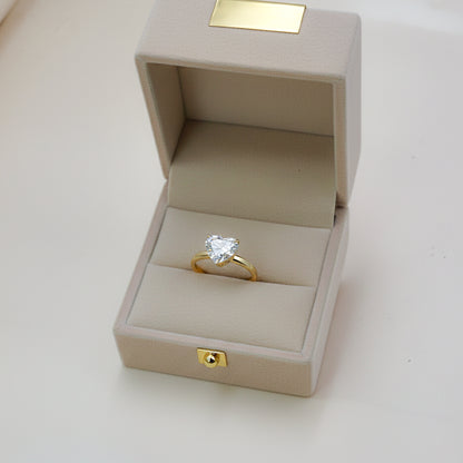 White Gold Pear-Cut Diamond Solitaire Ring