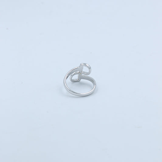 Equestrian-Inspired White Gold Ring