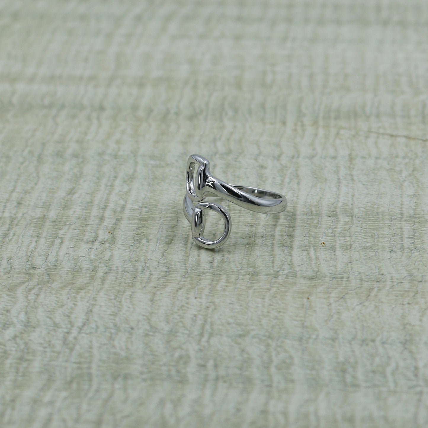 Equestrian-Inspired White Gold Ring