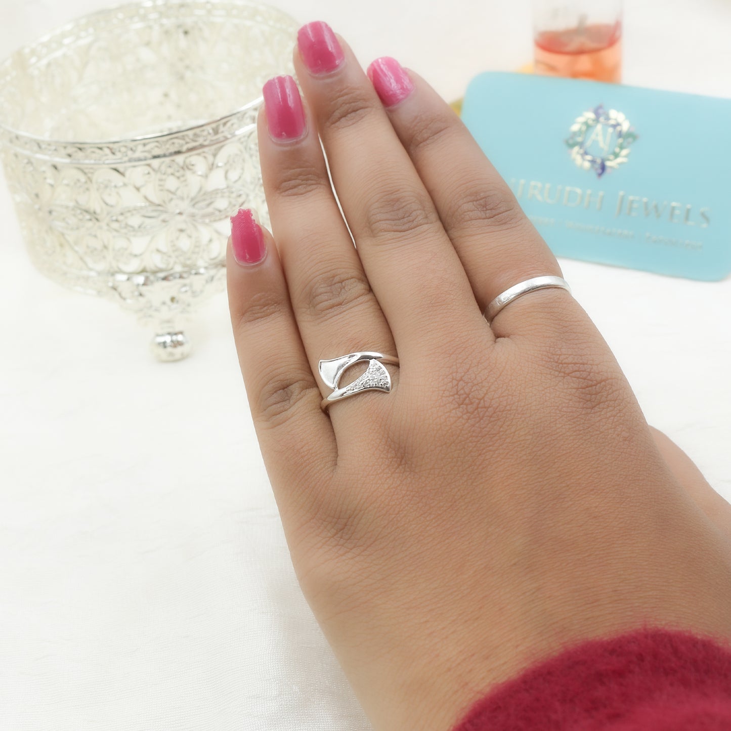 Diamond Wave Gold Ring – Minimal Twist Diamond Ring - Anirudh Jewels