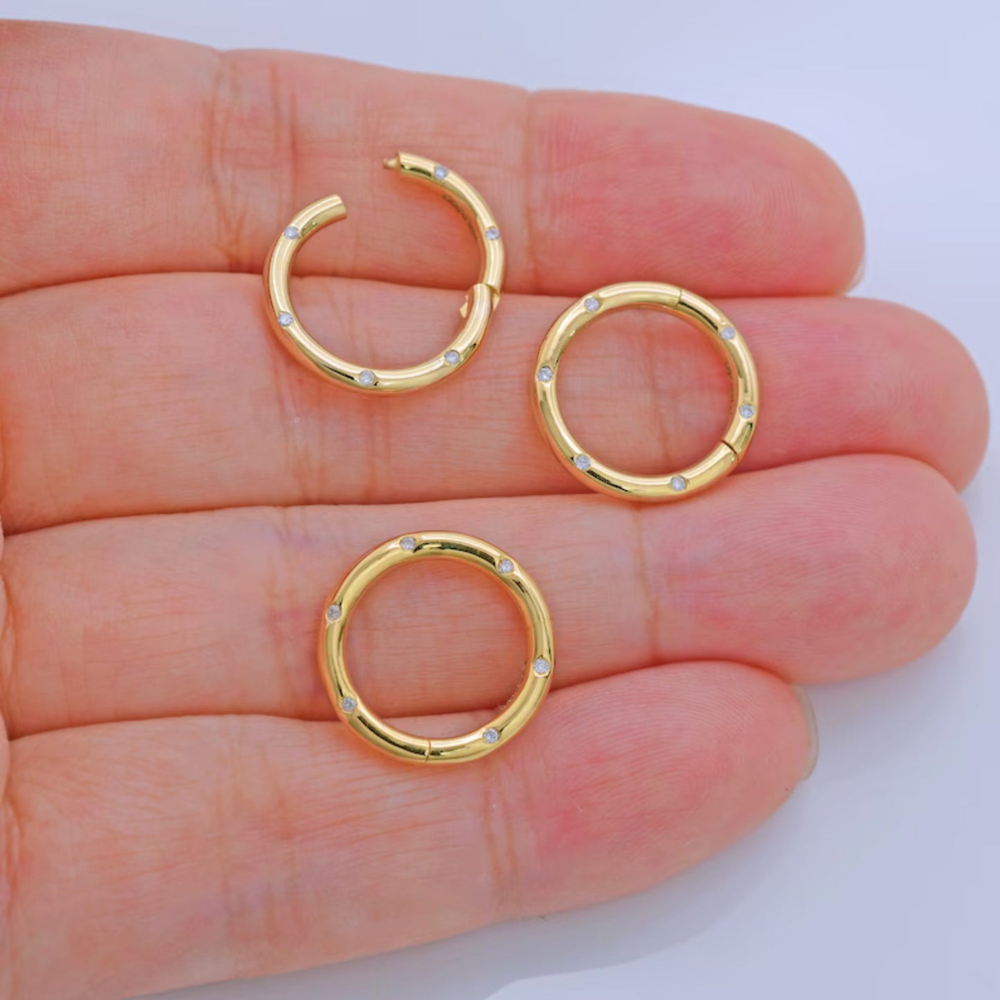 Diamond Circular Gold Lock Pendant – CVD Diamond Round Lock - Anirudh Jewels