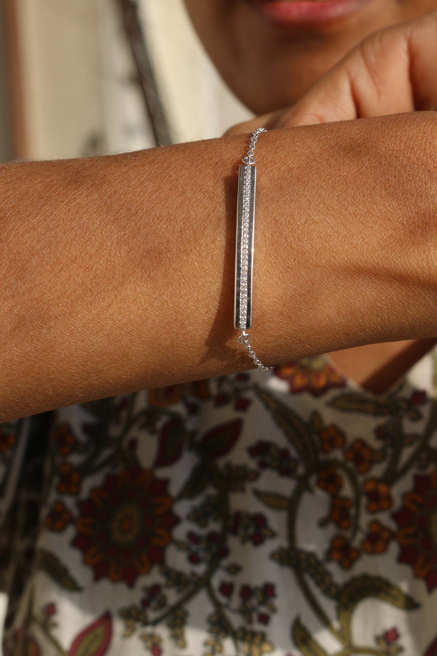 Minimal Diamond Bar Gold Bracelet - Anirudh Jewels