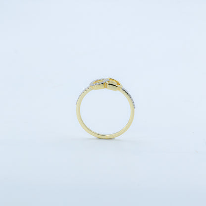 Two-Tone Hexagon Interlocking Diamond Ring