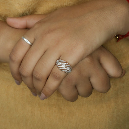 Diamond Entwined Lattice Statement Ring