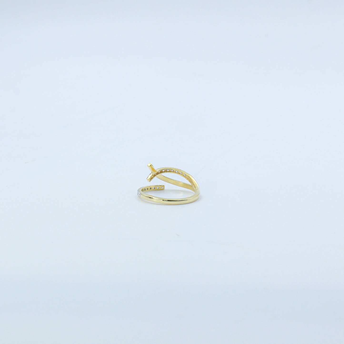 Two-Tone Crossover Diamond Bypass Ring