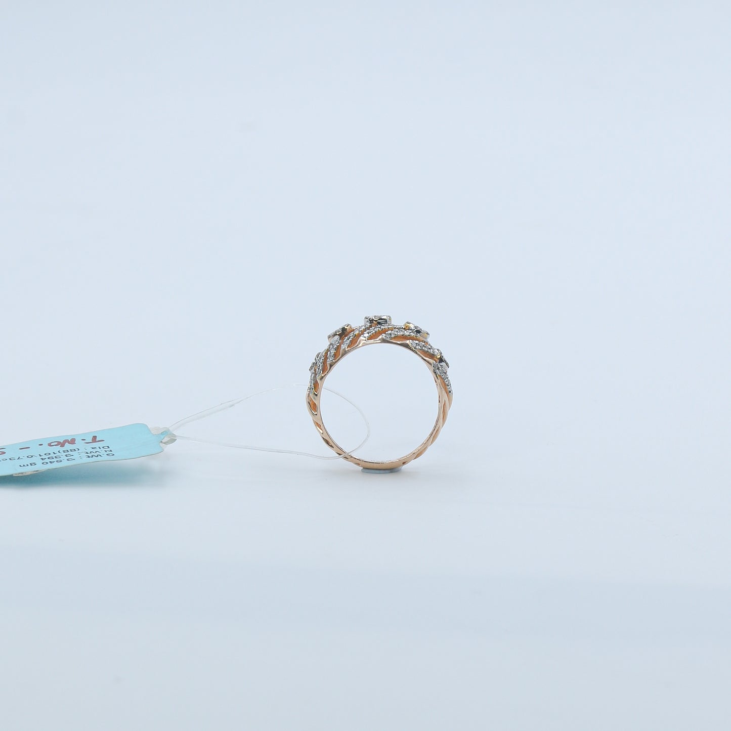 Diamond Entwined Lattice Statement Ring