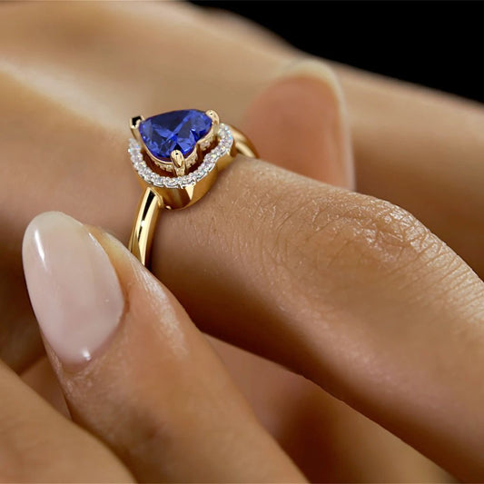 Tanzanite & Diamonds Gold Engagement Ring