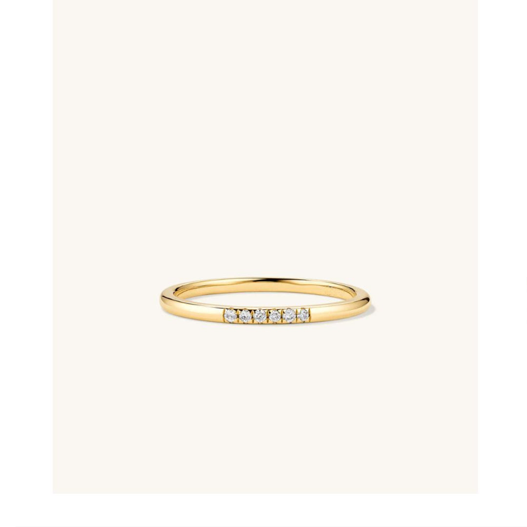 Elegant 14k Gold Diamond Stacking Ring