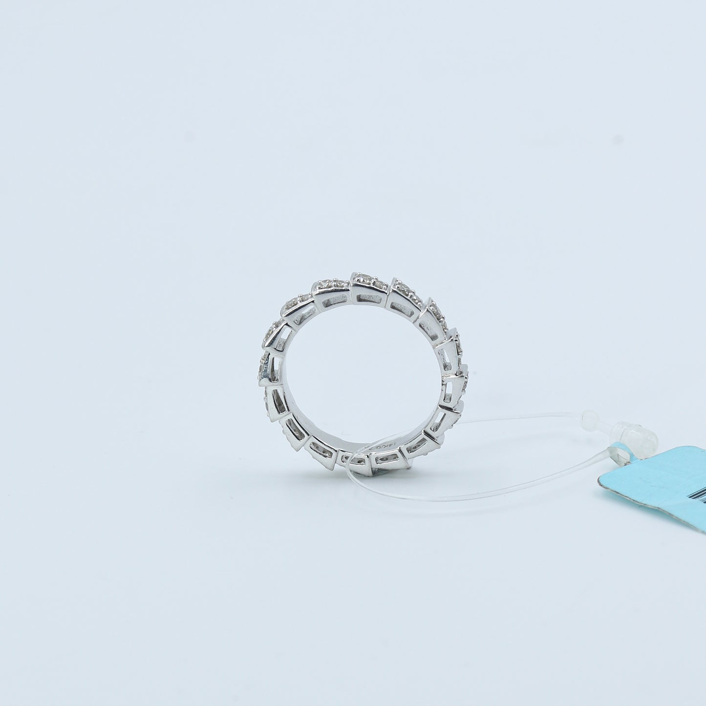 Diamond Serrated Architectural Band