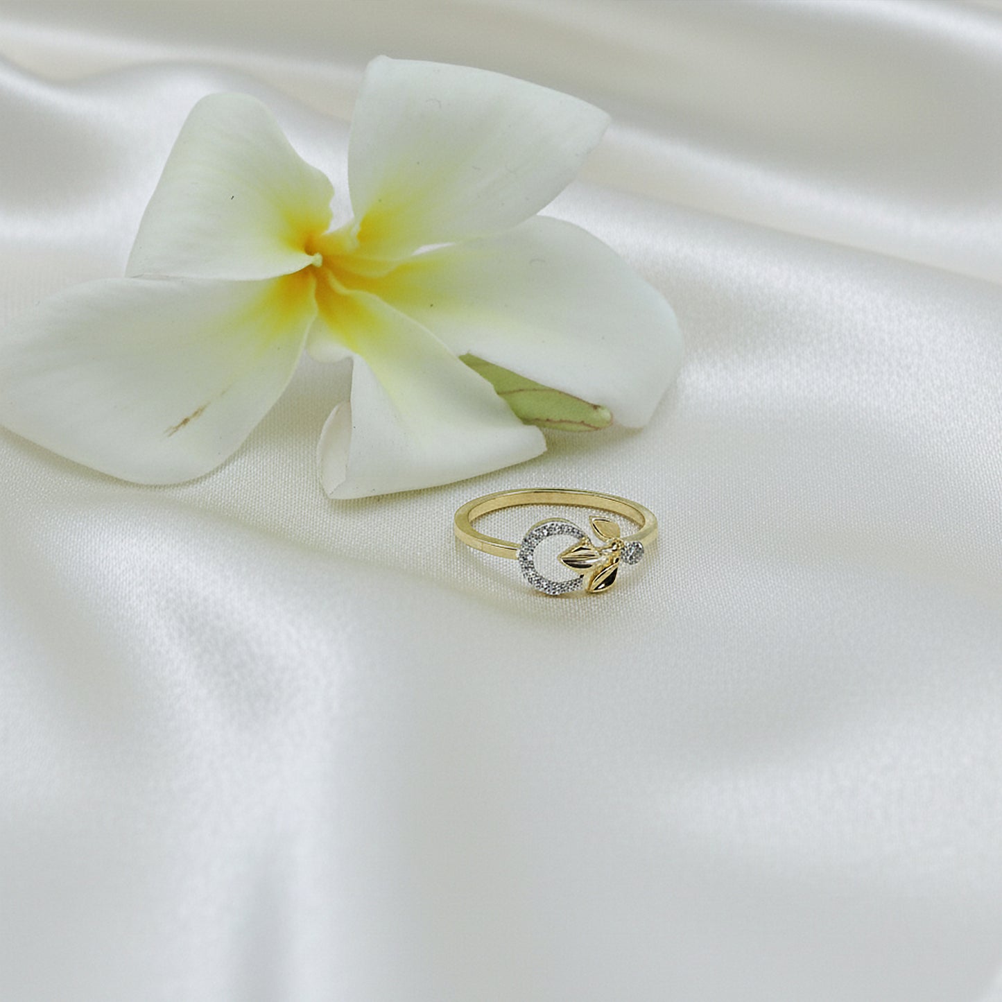 Yellow Gold Heart and Star Diamond Open Bypass Ring